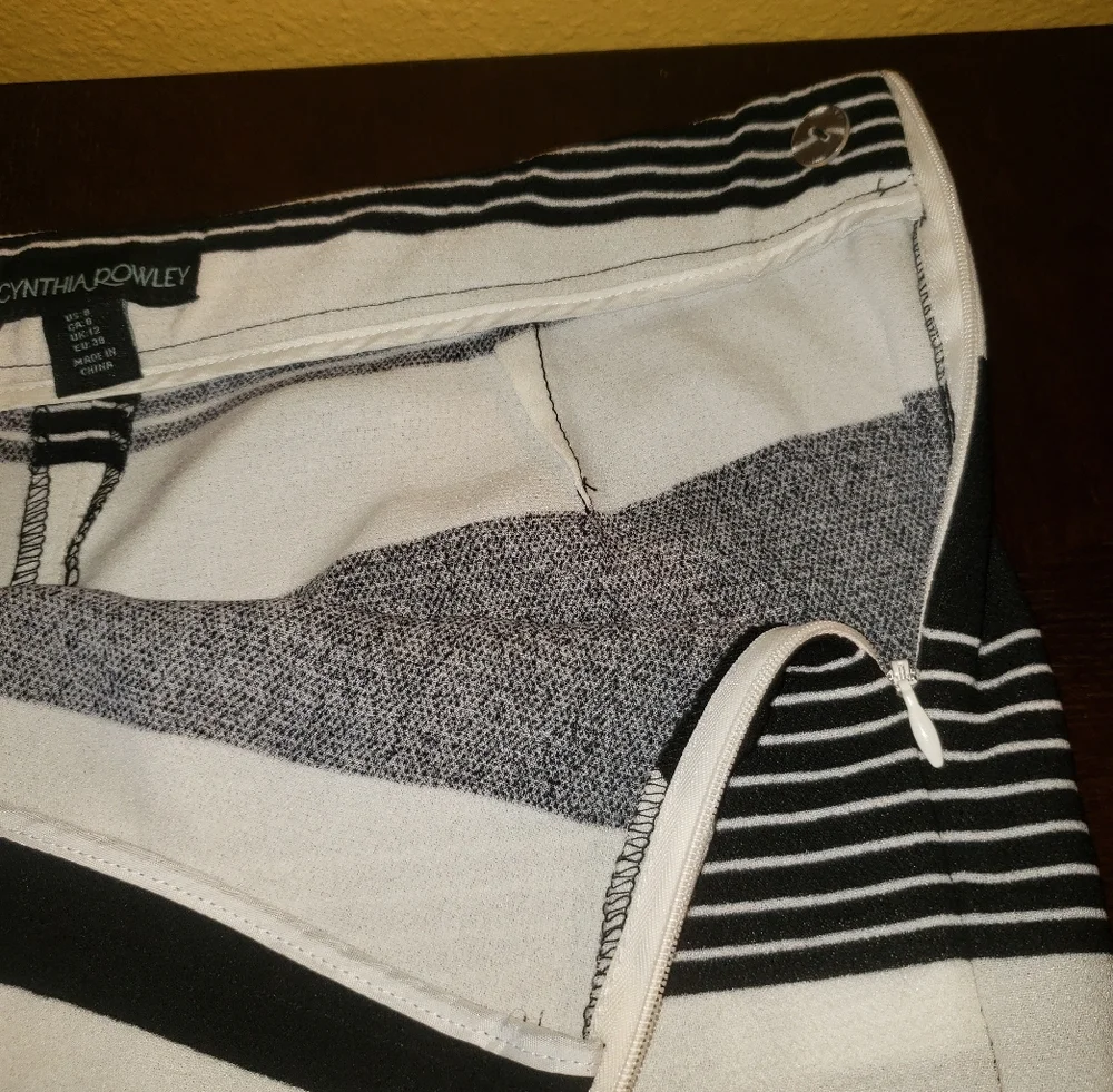 Cynthia Rowley Shorts Size 8 - Picture 3 of 10